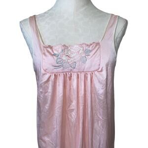 Vassarette Underneath It All Vintage night Gown sleeveless floral embroidered M